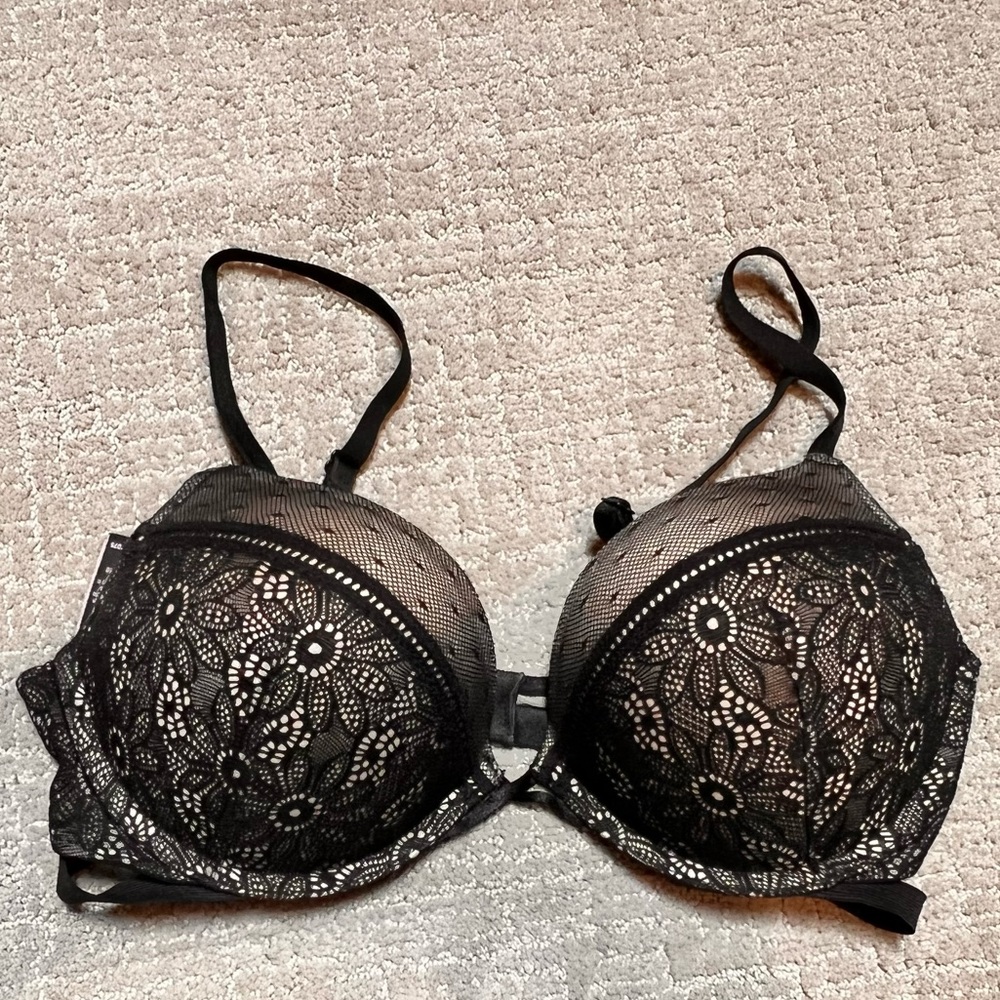 Victoria’s Secret Bombshell Bra